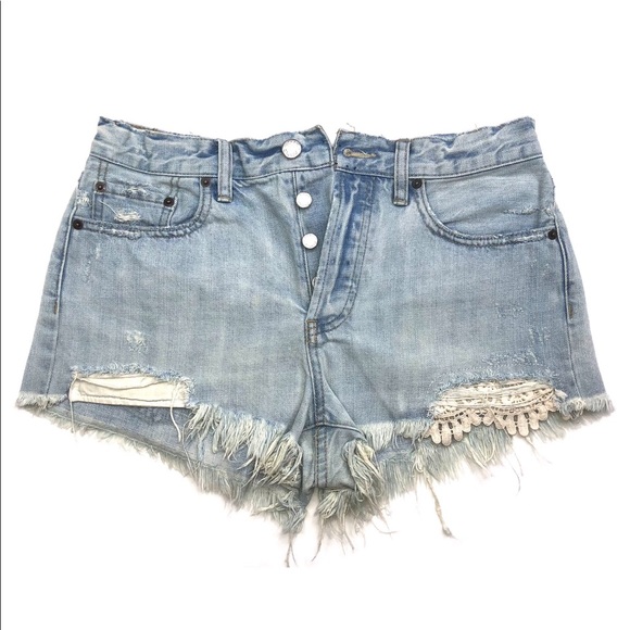 FREE PEOPLE CROCHET JEAN SHORTS - Picture 4 of 9